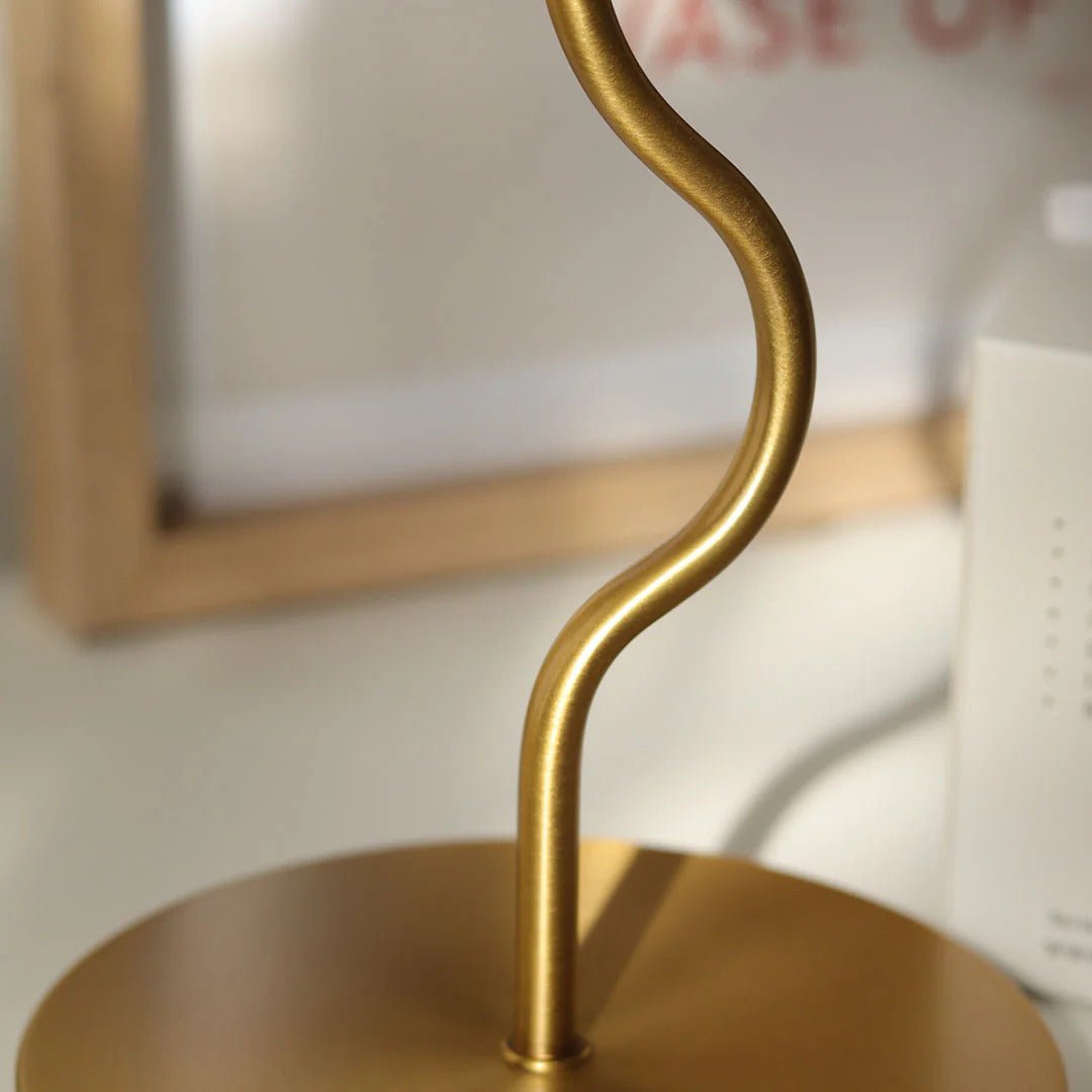 Maree | European Pleated Lamp - Catrín Decor
