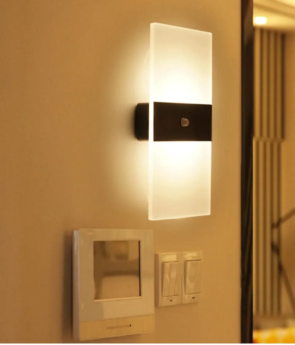 Modern Wall Sconce - Catrín Decor