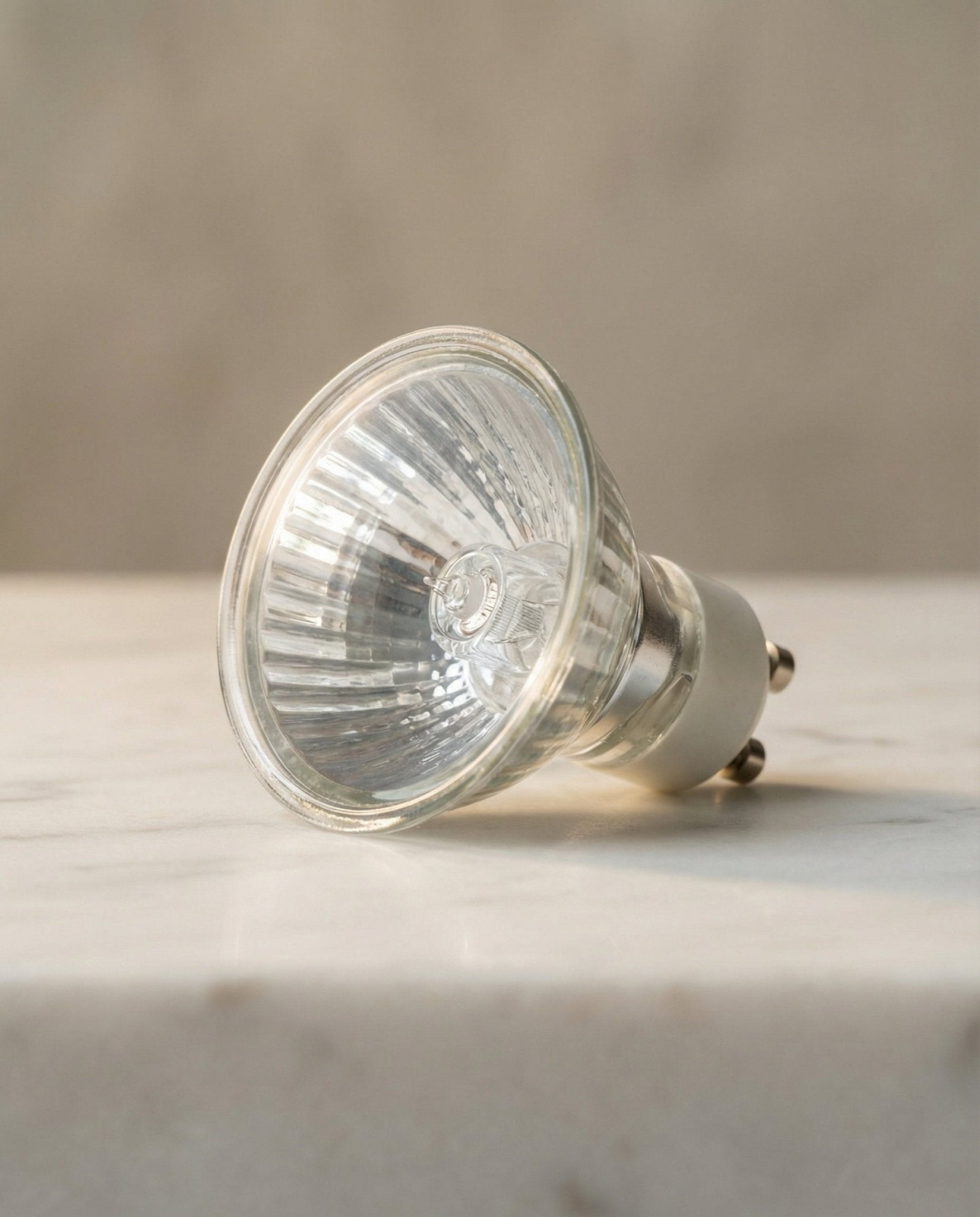 OptiHeat™ GU10 | 6 - Pack Precision Warmer Bulbs - Catrín Decor